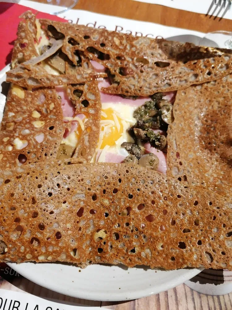 Crêpe Jambon Champignons Fromage Oeuf